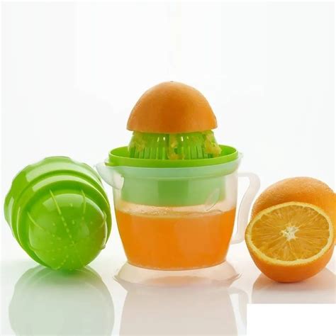 Plastic Manual Orange Juicer