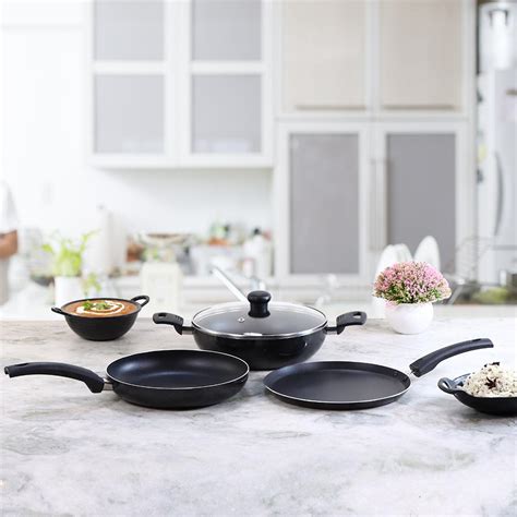 Platinum Plus Non-stick 4Pc Cookware Set, Black - Wonderchef