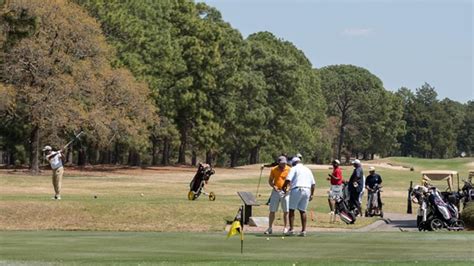 Play Golf at the Fort Jackson Golf Club - Army MWR