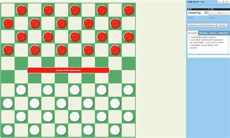 PlayOk vous permet également de personnaliser le jeu selon vos goûts : choix des adversaires, de la salle de jeu, etc.