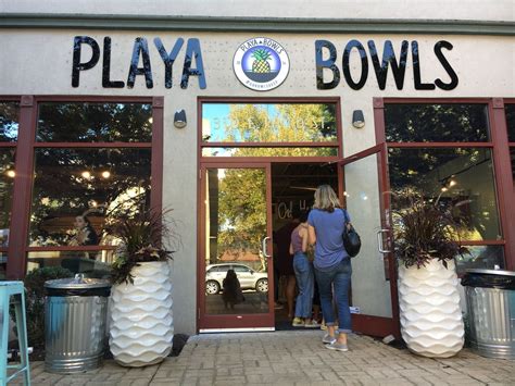 Playa Bowls - 222 East Street