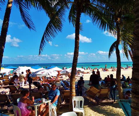 Playa del carmen beach. 22 Dec 2023 ... Playa Del Carmen is slap bang in the middle of the Yucatan Riviera Maya. A coastal resort town that boasts palm-lined beaches and coral reefs, ... 