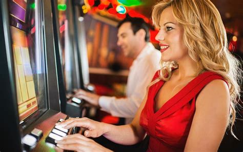 Jun 29, 2022 ... As a bonus, an online slot player may play at any time of the day or night, keeping costs down on travel. Lurkers. Playing slot machines at an .... 
