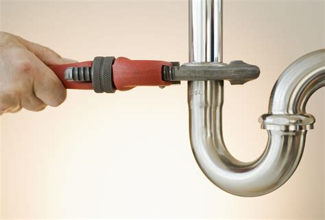 Plumbers tool. For the repair plumber, pipe joining may be less frequent, but pressing still offers considerable time savings and other benefits. Long gone is the need for open flames and special work permits to join pipe. A plumbing press tool will allow you to make repairs without shutting off the water or draining the pipe completely. 2. 