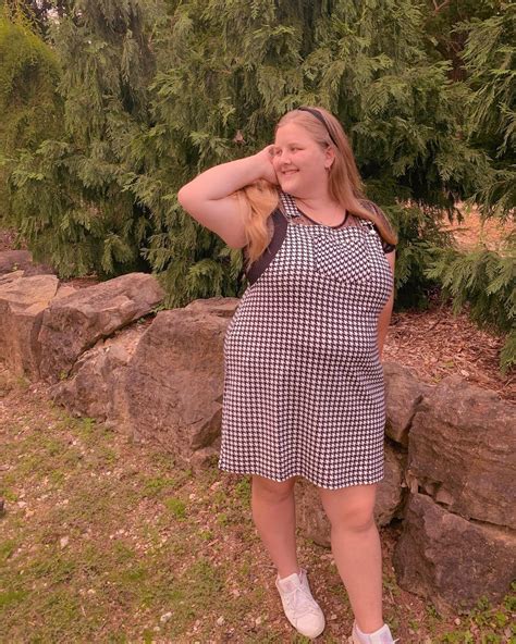 Plump teen girls naked. .  ...