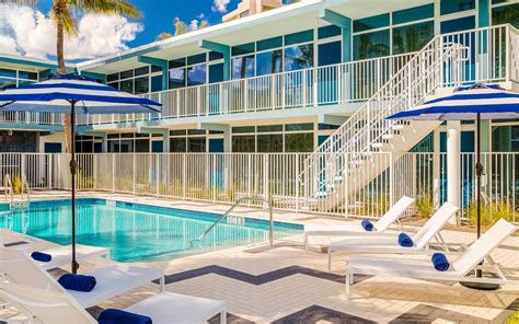 Plunge beach hotel. Visit our website to see all of our hotel specials. Discover some of the best savings when you stay at the Plunge Beach Resort in Lauderdale by the Sea. Visit our website to see all of our hotel specials. Best rate … 