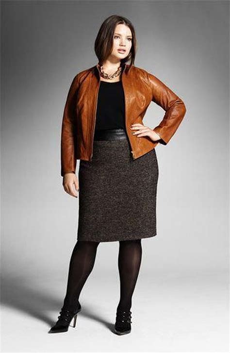 Plus size winter fashion. Let's explore some fabulous plus size Winter outfits that prioritize both style and warmth: 1. Layering Masterclass. Layering isn’t just about piling on clothes; it’s an art form. Start with a moisture-wicking base layer to keep you warm and dry. Add a snug long-sleeved top or a thermal shirt for extra insulation. 
