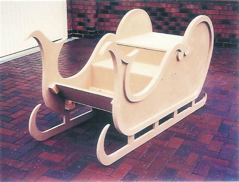 Plywood Santa Sleigh Woodworking Plans (Updated 2024)