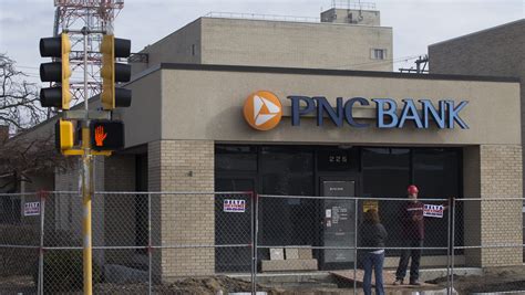 List of Rockford Banks Branch addresses, phone numbers, and hours of operation for PNC Bank in Rockford, MI. PNC Bank Rockford MI 501 East Division Street Northeast 49341 616-866-1589. 