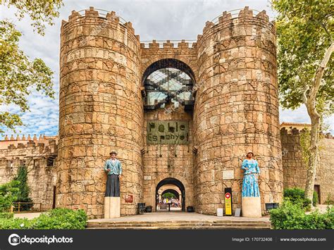 Poble Espanyol is an outdoor museum in Barcelona, that opened on May 20th, 1929, during the Barcelona International Exposition. The renowned Catalan architect, Puig i Cadafalch, conceptualized this “Spanish Village” to display various Spanish architectural styles..