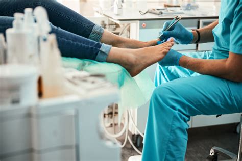 Podiatry sdn. It’s not a party without music. Whether you’re hosting a kegger, an upscale cocktail affair, or a chill holiday party, you’re going to need some tunes. These playlist building tips... 