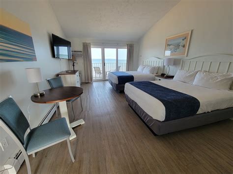 Pointes North Beachfront Resort Hotel - Tripadvisor