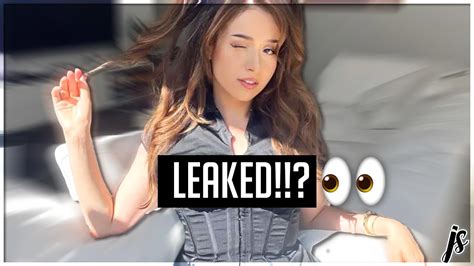 Pokimane leak photos. she was opening fb messages 