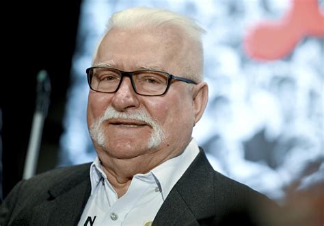 Poland’s former President Lech Walesa, 80, hospitalized with COVID-19