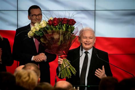 Poland’s ruling party leader vows to protect the EU border with Russia’s ally Belarus