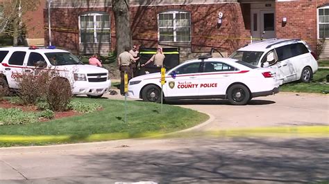 Police: 2 dead in suspected murder-suicide in St. Louis County apartment