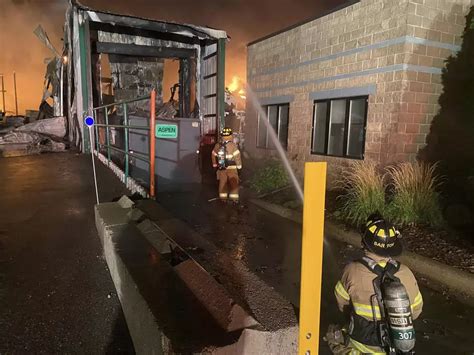 Police: 5 juveniles suspected in Maple Grove greenhouse fire