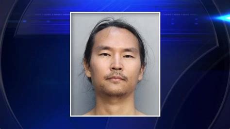 Police: Man arrested after making lewd comments, stabbing woman at Bayside