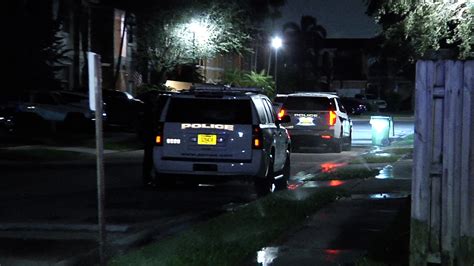 Police: Mother accidentally shot son in leg at Pembroke Pines home