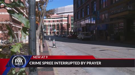 Police: Prayer interrupted a St. Louis crime spree