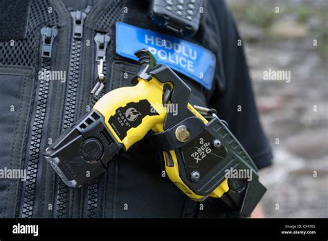 Police Stun Guns & Tasers - The Home Security Superstore