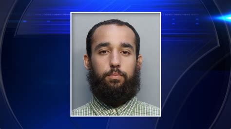 Police arrest 24-year-old suspected of spray painting FPL pole in Miami Beach
