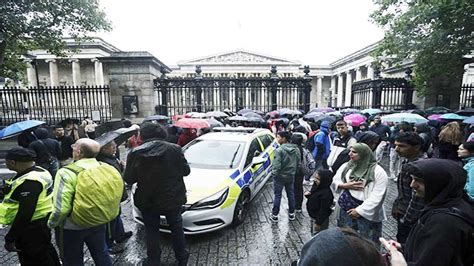 Police arrest suspect in a stabbing that took place near the British Museum in London