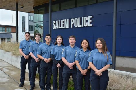 Police at salem lake. Dec 7, 2021. SALEM. — Suspicious activity was reported late Sunday night in the 1300 block of South Lincoln Avenue where a woman thought she heard noises outside her apartment. Officers didn't ... 