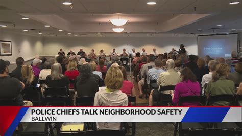 Police chiefs address safety concerns for west St. Louis County residents