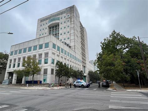 Police investigating 'suspicious package' near Austin jail