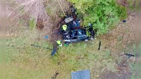 Police investigating Mansfield crash that left 1 dead, 2 injured
