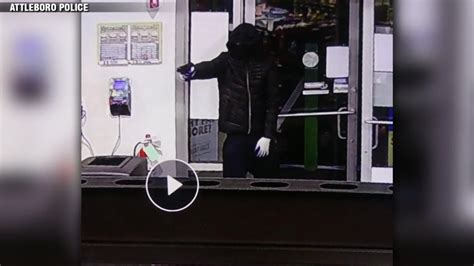 Police investigating armed robbery at South Attleboro smoke shop connected to two similar crimes in RI