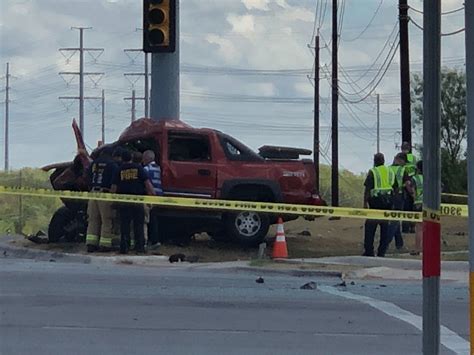 Police looking for truck driver involved in fatal north Austin crash over weekend