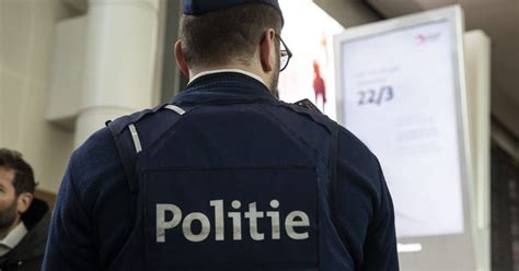 Police raid center-right party’s Brussels HQ