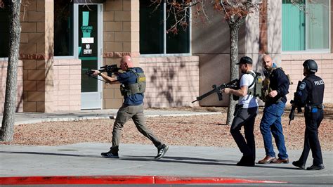 Police respond to reports of mass shooting at UNLV