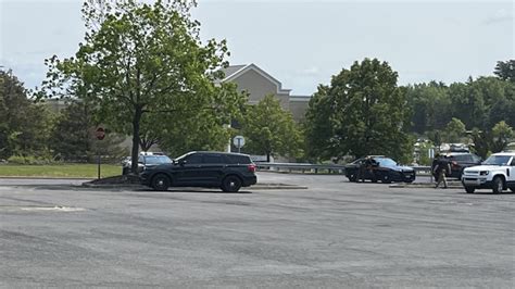 Police respond to swatting incident at Crossgates Mall
