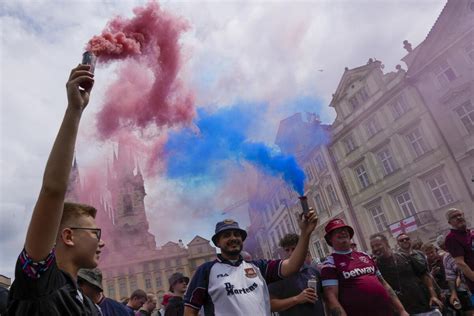 Police say 23 Fiorentina, West Ham soccer fans detained around Europa Conference League final