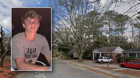 Police say University of South Carolina student fatally shot as he entered wrong house