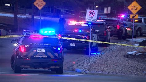 Police searching for suspect in deadly Aurora double shooting