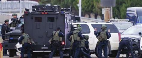 Police take man with gun into custody near Mall of America