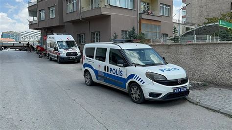 Polis koçbaşı ile kapıyı kırdı Akçakoca TV. 