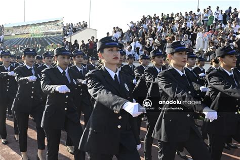 Polis mezuniyet Pinterest. 