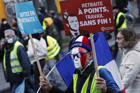 Political tensions, new protests over French pension bill
