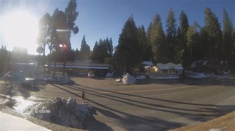 Pollock pines live cam. Cal Fire said as of 6 p.m. Tuesday, the Cable Fire burning in El Dorado County near Pollock Pines had burned at least 21 acres and was five percent contained. The fire is approximately 21 acres ... 