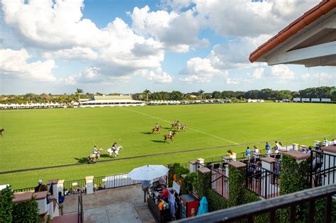 Polo Fields - Wikipedia