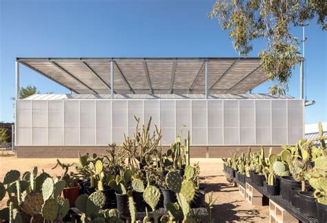 Polycarbonate walls enclose buildings at Phoenix botanical garden - Dezeen