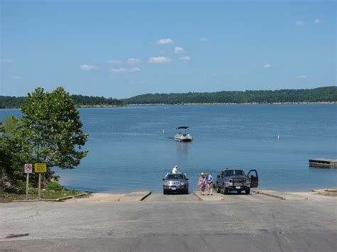 The Fellows Lake Trail is 2.8 miles and is primarily forested with a few rolling hills for a great cardio workout. Address: 4216 N. Farm Rd. 189, Fair Grove, MO 65648. Great For: canoeing, kayaking, fishing and boating. Pomme De Terre Lake. If you love boating, Pomme De Terre Lake is a prime choice. The lake is about 50 miles north of Springfield.. 