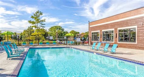 Ponds of naperville. The Ponds of Naperville Apartments in Naperville, IL 60565 | See official prices, pictures, amenities, 3D Tours, and more for 1 to 2 Bedroom rentals from $1464 at … 