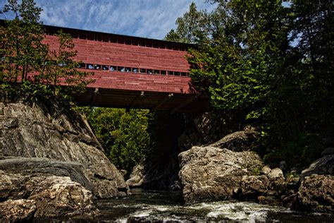 Pont Couvert Rouge - Sainte-Agathe-de-Lotbiniere