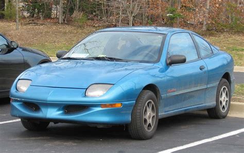 Pontiac Sunfire - Wikipedia